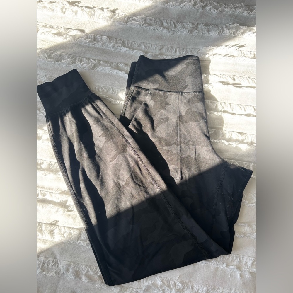 Lululemon Align High Rise Jogger - Picture 4 of 8